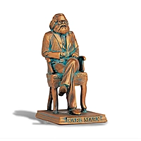Karl MarxSculpture