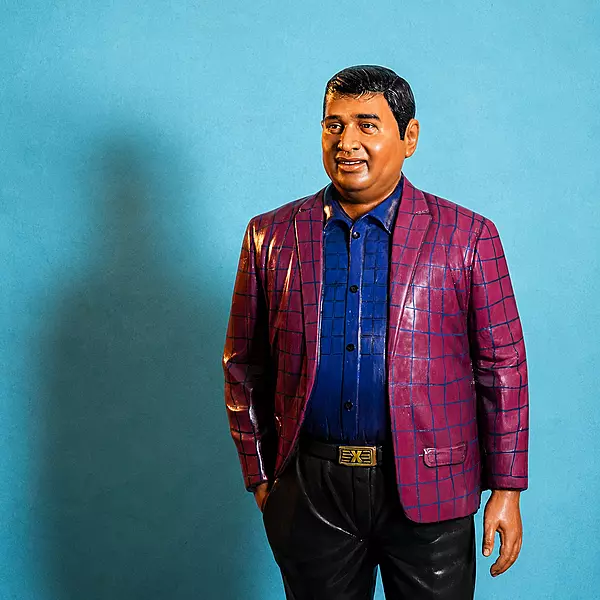 Jai Bhim Armstrong Sculpture