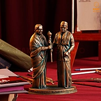 Dr.M.G. Ramachandran & Dr.J. Jayalalithaa Sculpture