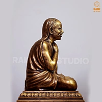 Kanchi Maha Periyava Sculpture (A1)