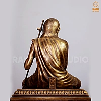 Kanchi Maha Periyava Sculpture (A1)