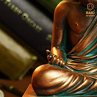 Thiruvalluvar Sculpture